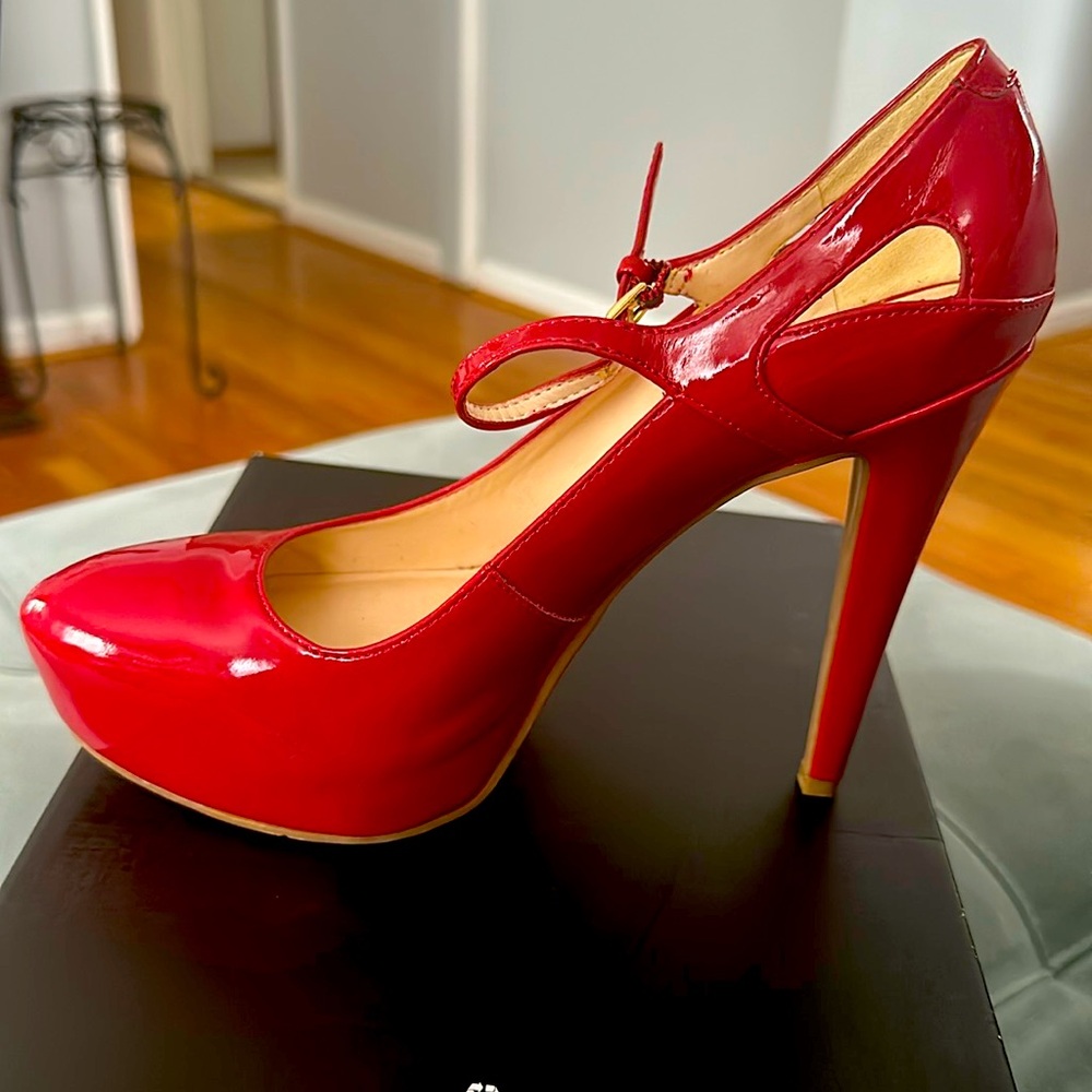 Nine West Red Patent Leather platform heel